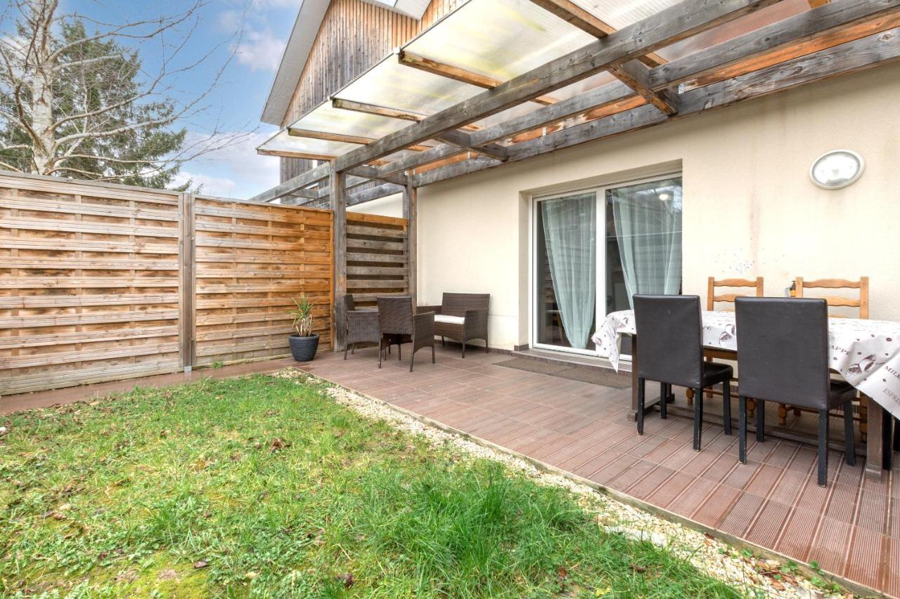 Le Duplex Chessy - 15Min From Disneyland - 2 Private Parkings - Garden - Kingsize & Queensize Bed - Supermarket Behind The House Екстер'єр фото